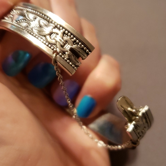 Bracelet - Picture 2 of 3